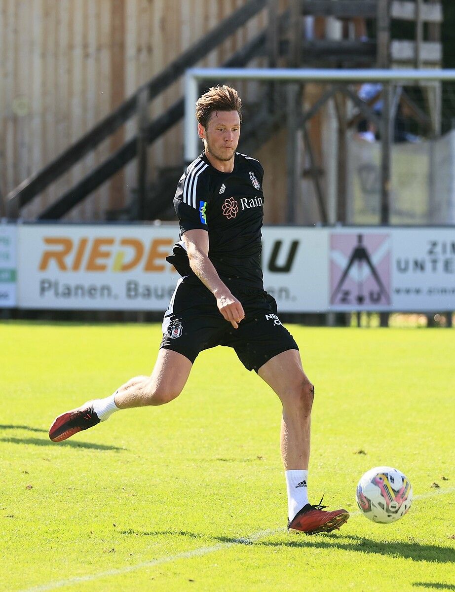 Beşiktaş'tan umutlu olduğunu söyleyen Ceyhun Kazancı transferlerle ilgili konuştu 7