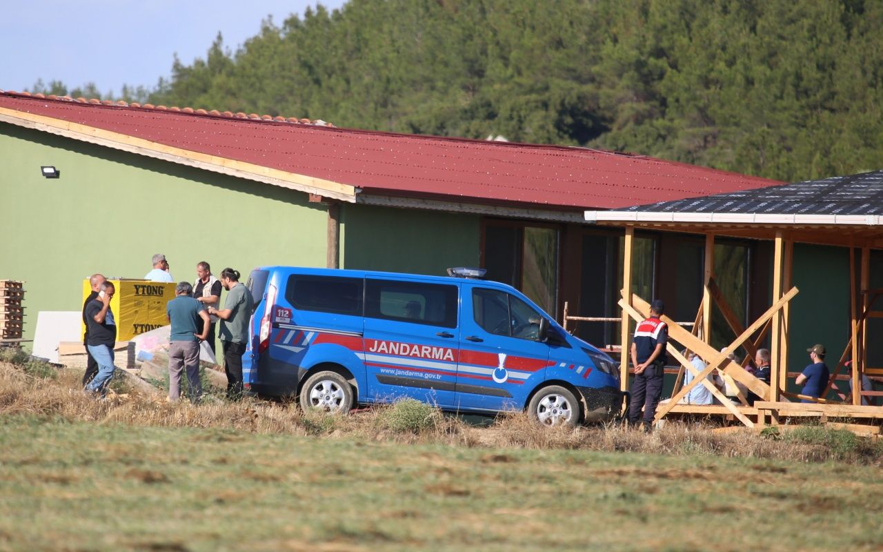 Vahşette yeni detaylar ortaya çıktı! Şoförü ile birlikte katledilen ünlü eğitimci Nazmi Arıkan'ın cinayet şüphelisi yakalandı 9
