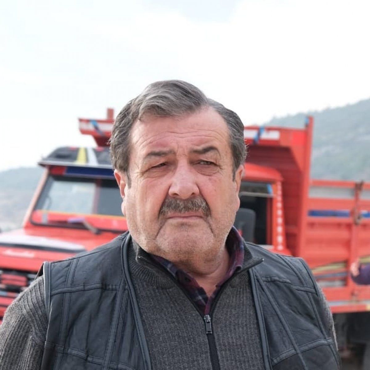 Hayat Bilgisi'nin Amil Bey'inin son hali şaşırttı! Tarık Pabuçcuoğlu'nun değişimi olay oldu 10