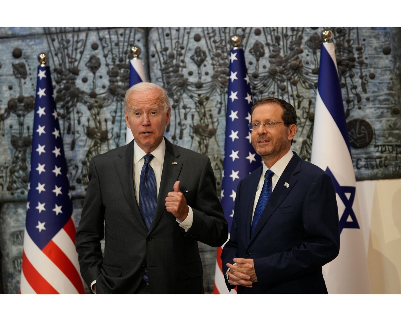 Biden, Orta Doğu ziyaretinin ilk durağı olan İsrail'de C.Başkanı Herzog ile bir araya geldi 5