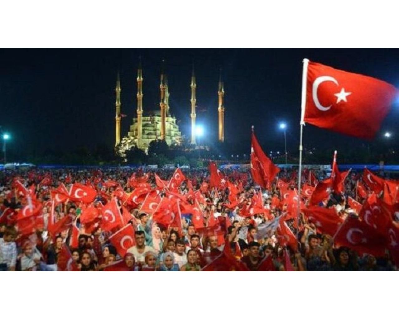 Türkiye genelinde ve yurt dışında 15 Temmuz Destanı'nın 6. yılında 9 bin etkinlik! Tüm camilerden sela okunacak 25
