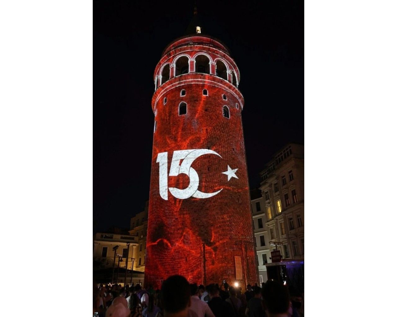 Türkiye genelinde ve yurt dışında 15 Temmuz Destanı'nın 6. yılında 9 bin etkinlik! Tüm camilerden sela okunacak 13