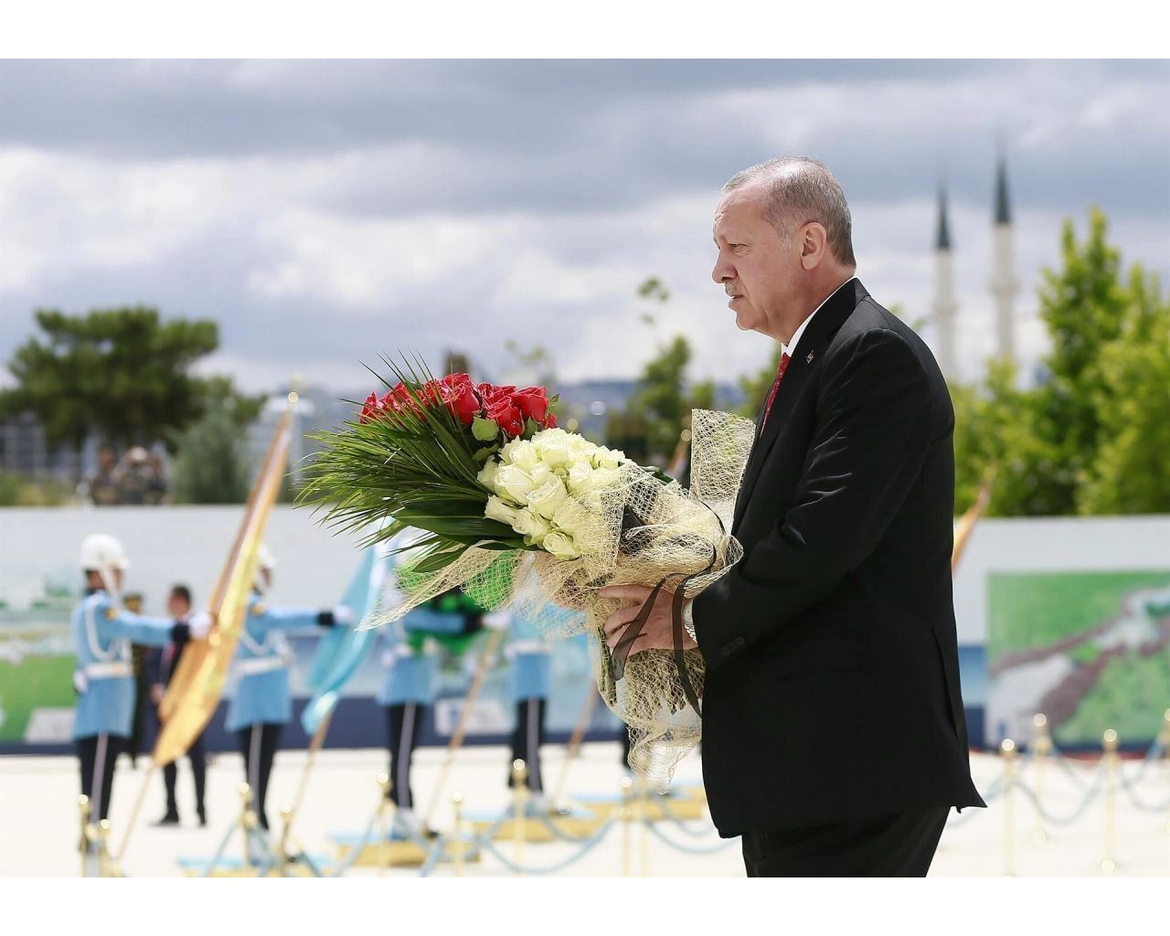 Türkiye genelinde ve yurt dışında 15 Temmuz Destanı'nın 6. yılında 9 bin etkinlik! Tüm camilerden sela okunacak 7