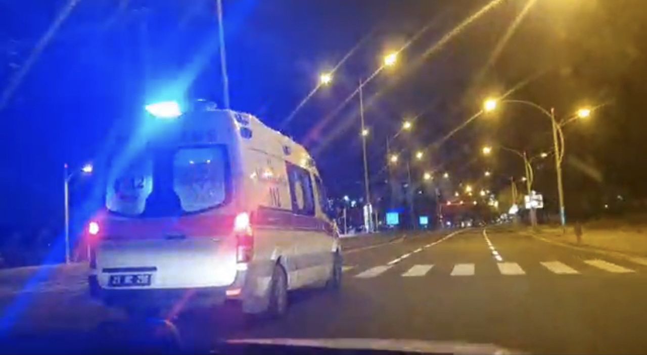 İnsan değil, canavar! Eski eşini sokakta bıçaklayıp, tabancayla vurdu 4