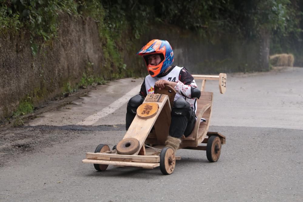 Rize'de Formulaz rüzgarı esti! Birbirinden ilginç arabalarla 70 km hızla yarıştılar 15