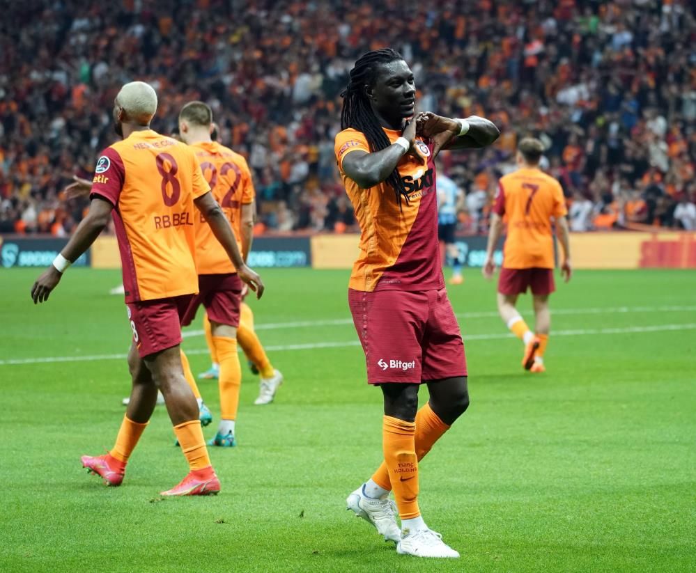 Galatasaray'da ikinci dönemini geçiren Bafetimbi Gomis'e sürpriz transfer teklifi 2