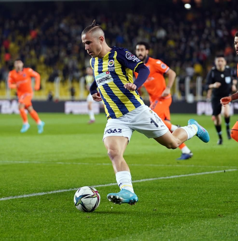 Acun Ilıcalı, Fenerbahçeli futbolcu Pelkas'ı sahibi olduğu Hull City'ye transfer ediyor! 10