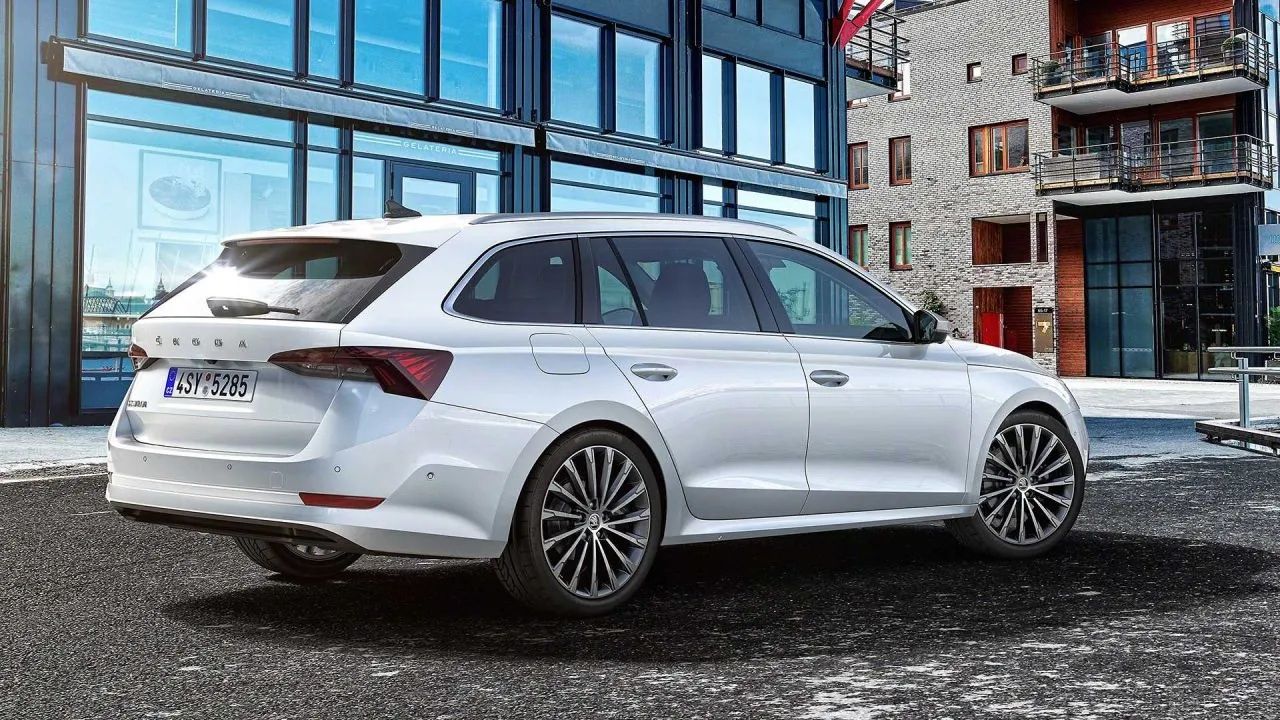 Skoda Bu Model İçin Servet İstiyor! Tüm Fiyatlar Alt Üst Oldu! 22