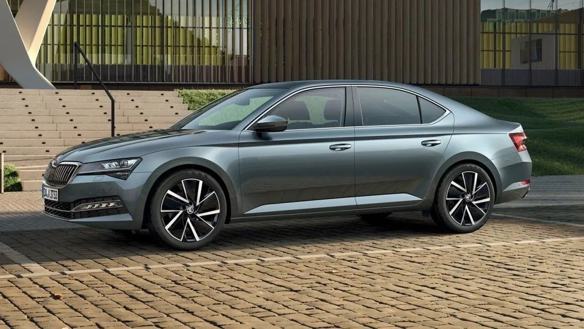 Skoda Bu Model İçin Servet İstiyor! Tüm Fiyatlar Alt Üst Oldu! 24