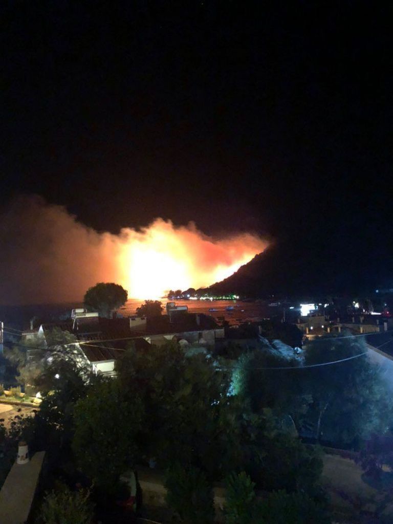 Çeşme'deki yangın kontrol altına alındı 2