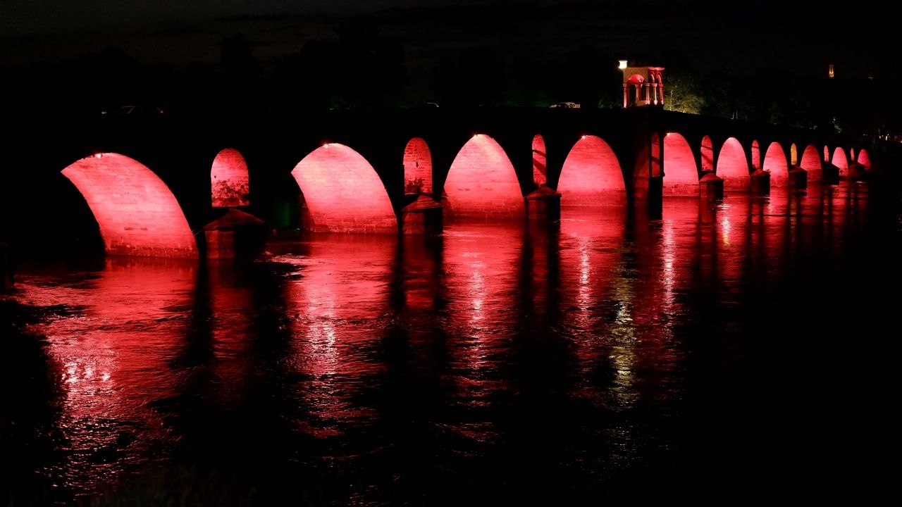 Meriç Nehri’nde gün batımı ile oluşan masalsı manzara görenleri kendine hayran bırakıyor 8
