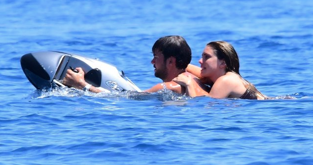 Eda Ece ile sevgilisi Buğrahan Tuncer, Marmaris tatilinde 12