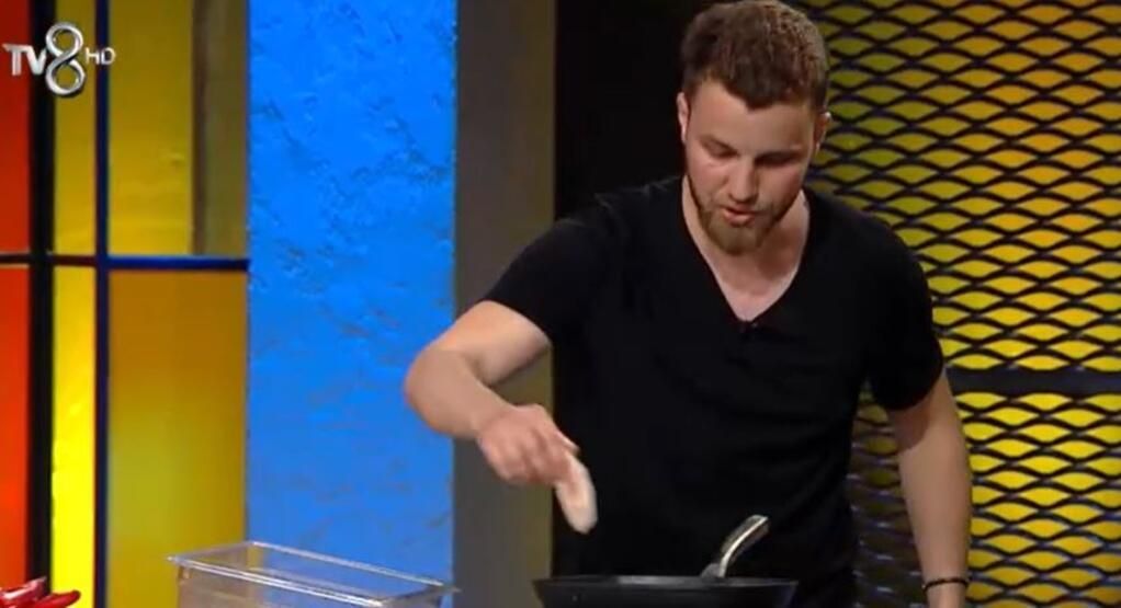 MasterChef'e katılan yarışmacı izleyenleri güldürdü 3