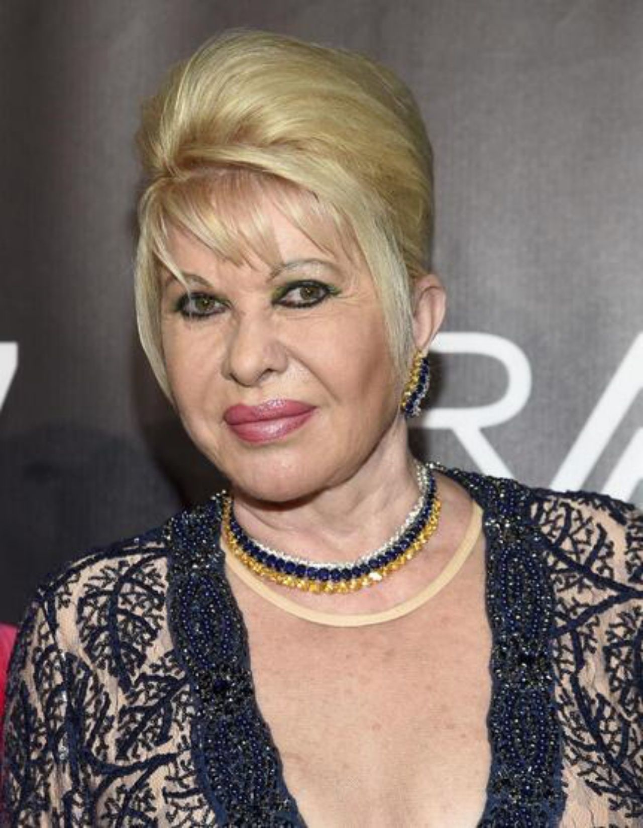 Melanie Trup, kocasının ilk eşi Ivana Trump’ın cenaze törenine katıldı. 6