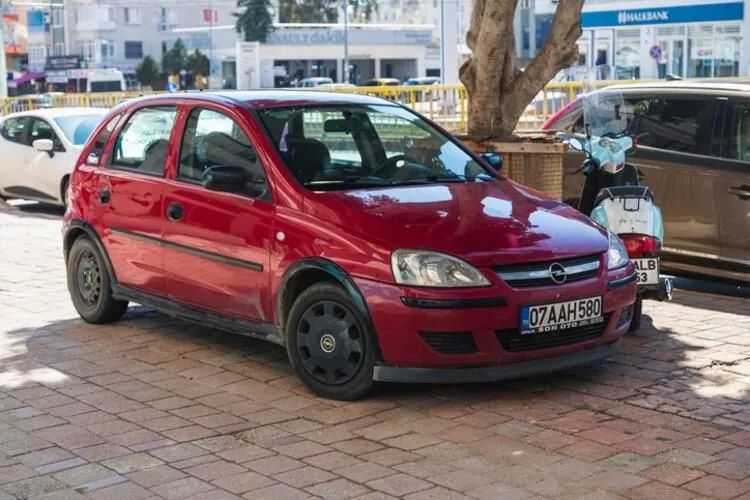 Bu Marka Otomobillerin Fiyatları 100 Bin Liranın Altında! Hyundai, Kia, Opel, Honda 12