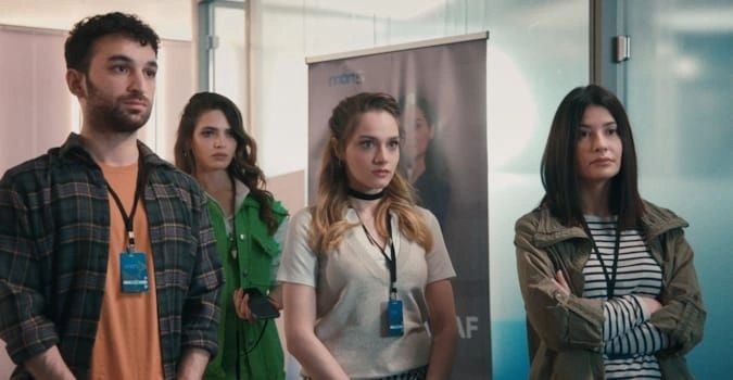 Netflix Türkiye En Çok İzlenen Dizi ve Filmi Belirledi! Zirvedeki Dizi Herkesi Şaşırttı 19