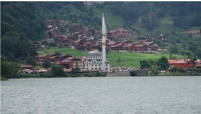 Uzungöl'de bungalov evlerin geceliği 300 doları aştı: Genelde Körfez ülkelerinden geliyorlar 10