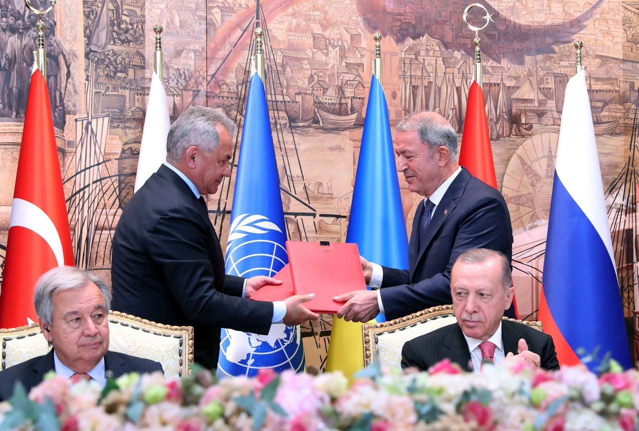 Ukrayna tahılının Karadeniz üzerinden ihracı için İstanbul'da imzalanan anlaşma, dünya gündeminde! 7