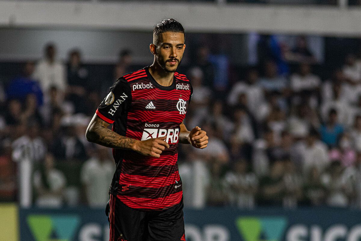 Fenerbahçe Kim Min-jae'nin yerine aradığı stoperi Brezilya'da buldu! Önceden görüşülmüştü... 6