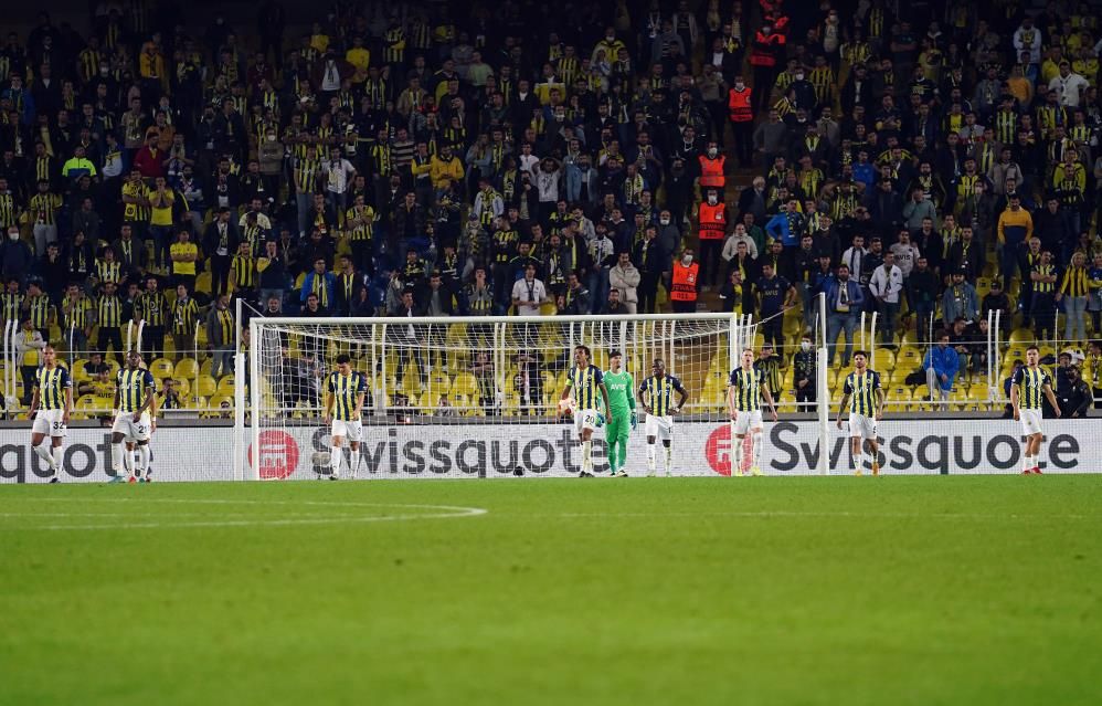 Fenerbahçe'nin milli kalecisi Altay Bayındır, Napoli'nin transfer listesine girdi 3