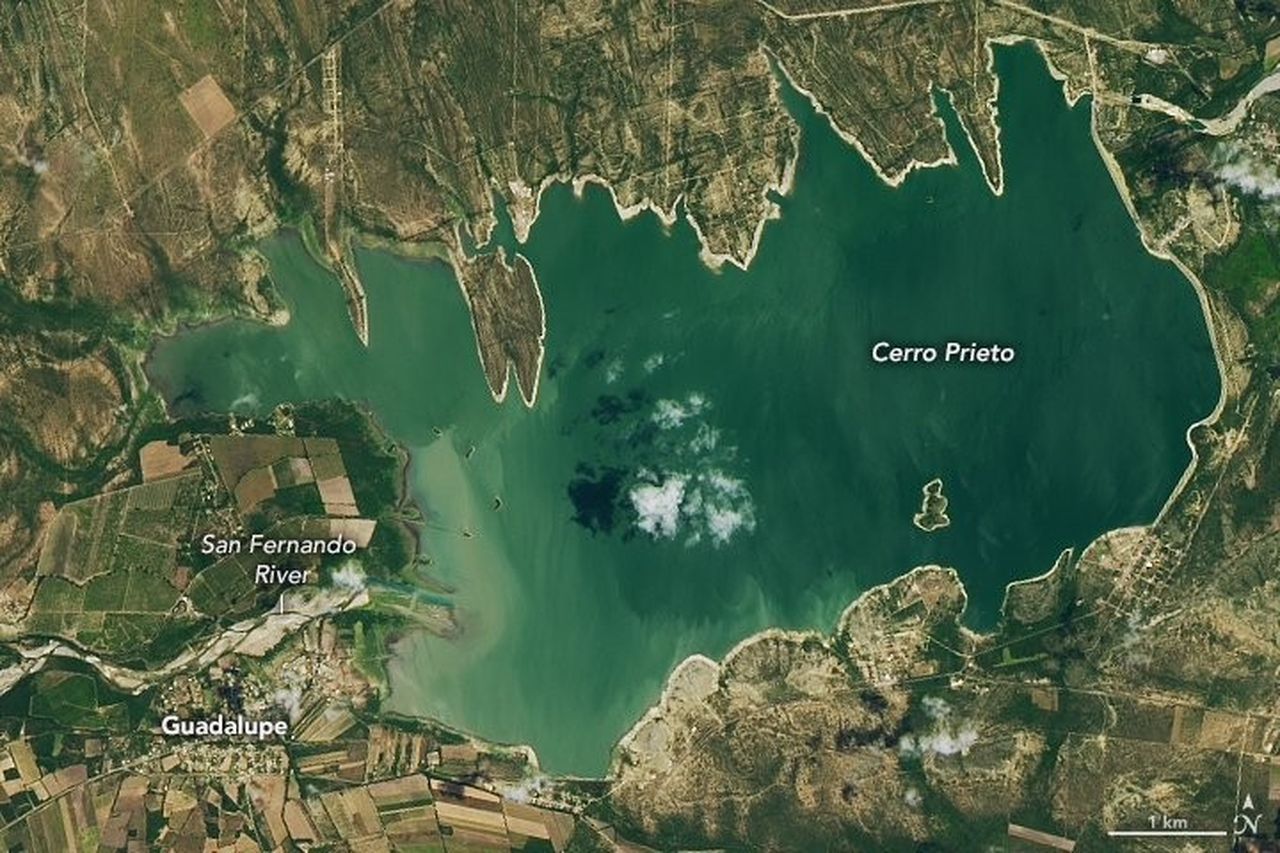 NASA, Meksika'da kuraklığın geldiği boyutu uzaydan fotoğrafladı 1