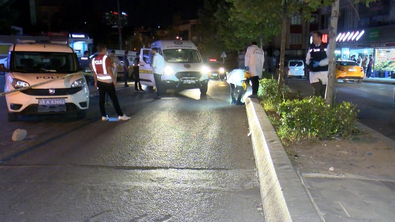 Esenyurt'ta bir kadın oturduğu sitenin önünde kurşunların hedefi oldu 5