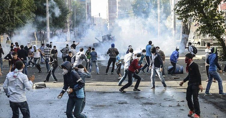 PKK itirafçısı, Selahattin Demirtaş'ı köşeye sıkıştırdı: Kandil'den emir alıp sokak çağrısı yaptı! 1