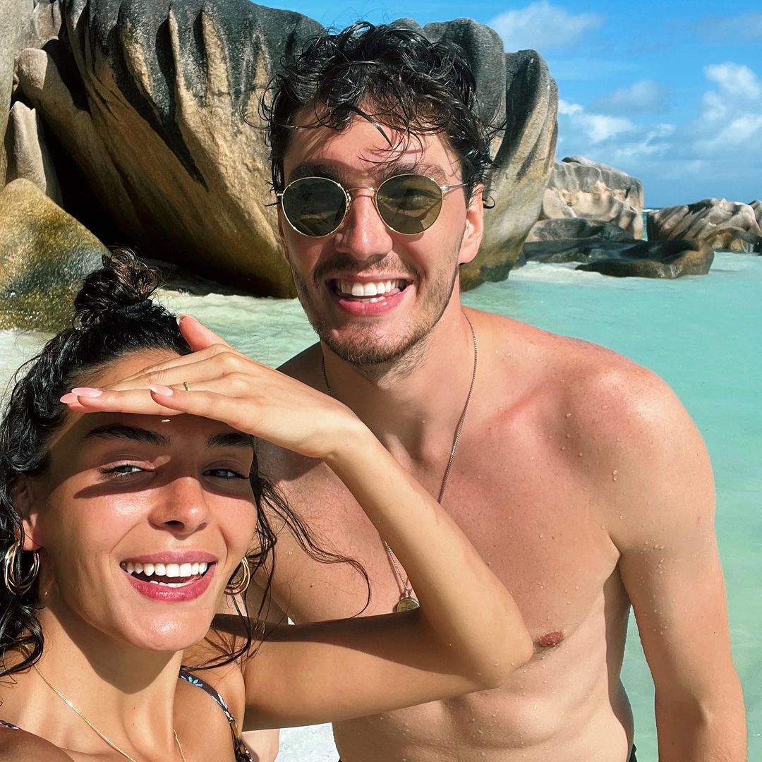 Ebru Şahin ile Cedi Osman'ın balayı tatili devam ediyor... Soluğu Seyşeller'de aldılar 11