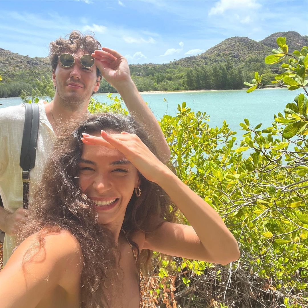 Ebru Şahin ile Cedi Osman'ın balayı tatili devam ediyor... Soluğu Seyşeller'de aldılar 13