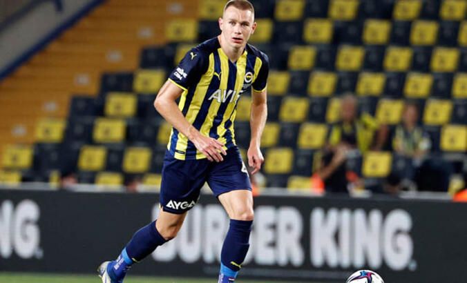 Fenerbahçeli futbolcu Attila Szalai, İtalyan kulüplerinin gözdesi durumunda 2