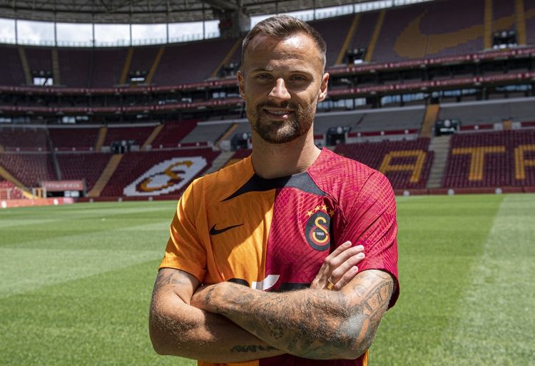 Flaş benzetme! Galatasaray'ın yeni transferi, Radamel Falcao'yu akıllara getirdi 5