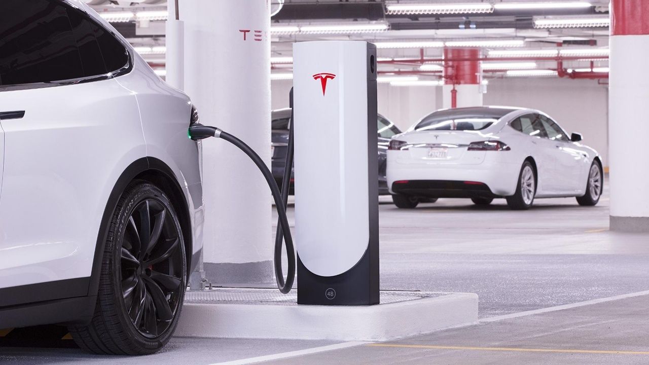 Tesla, Türkiye’de hızlı şarj istasyonu kuracağı 9 ili belirledi! 8