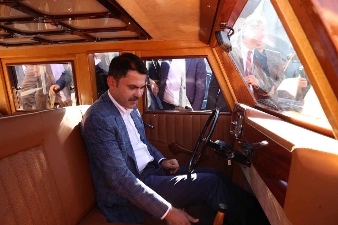 Bakan Murat Kurum, çam ağacından yapılan aracı kullandı 2
