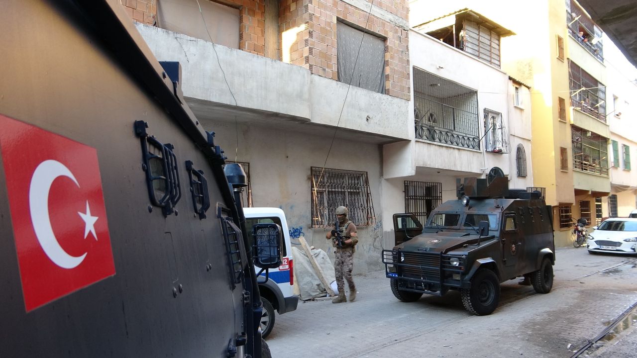 Mersin’de teröre "Temizleme" operasyonu: HDP İl Başkanı dahil 31 kişi hakkında gözaltı kararı 6