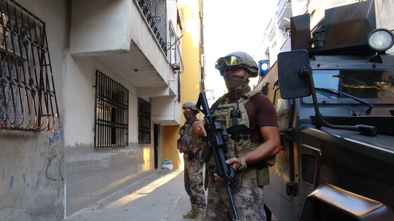 Mersin’de teröre "Temizleme" operasyonu: HDP İl Başkanı dahil 31 kişi hakkında gözaltı kararı 7
