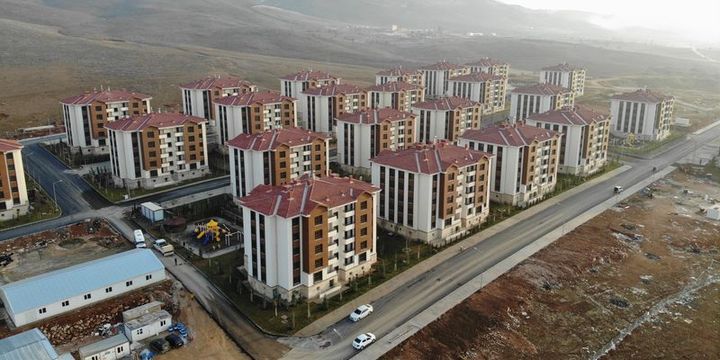 TOKİ sosyal konut ve arsa müjdesi: Yüzde 10 peşinat, 15 yıl vade imkanı! Detayları Cumhurbaşkanı Erdoğan açıklayacak... 10