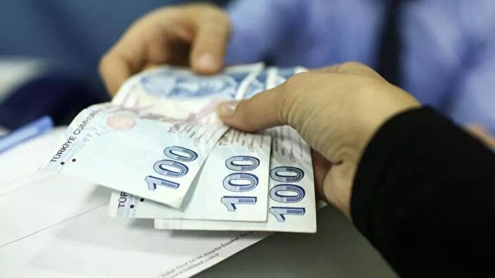 Milyonlarca emeklinin beklediği gün geldi: Maaş farkı bugün hesaplara yatırılıyor! 9