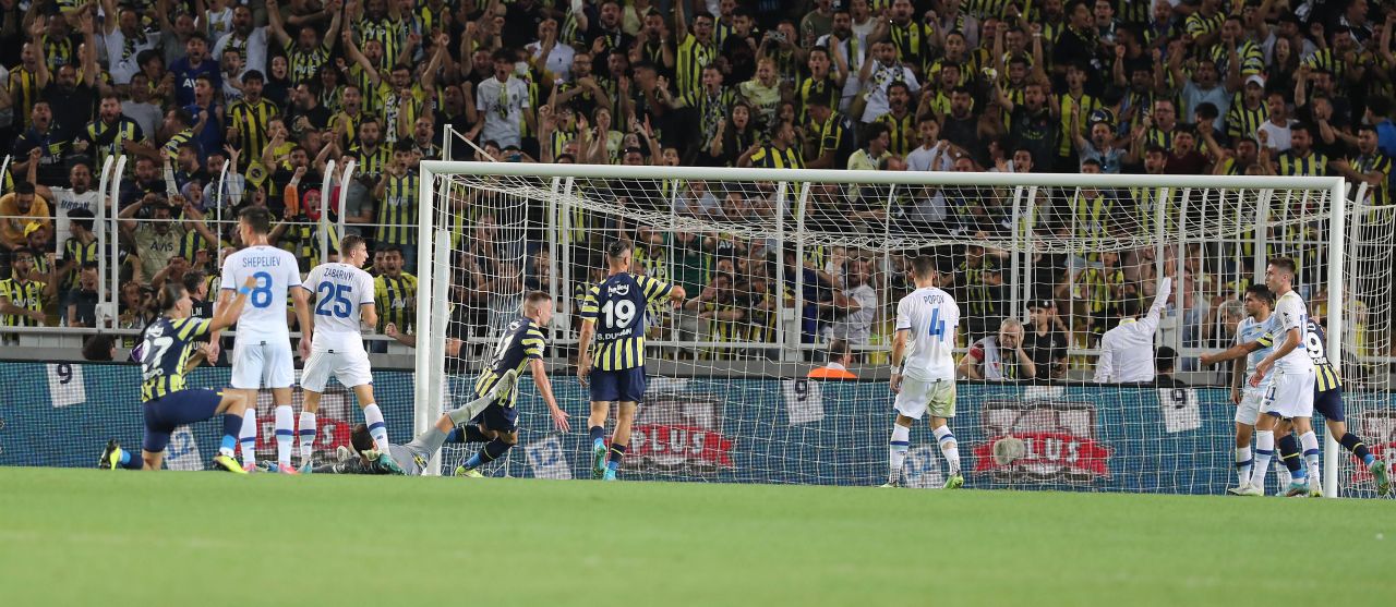 Fenerbahçe'nin Kiev'e kaybetmesinin sebebini söyledi: Jorge Jesus; büyük hoca, ama Tanrı değil 5