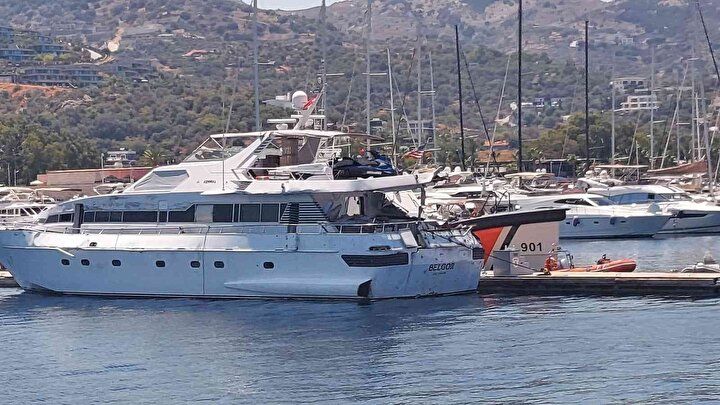 Nefes kesen anlar: Bodrum'da lüks yata uyuşturucu operasyonu! Yunan karasuları sınırında durduruldu! 1