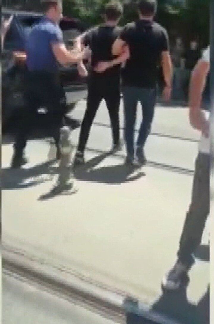 Güngören'de İmamoğlu'na protesto! Ortalık karıştı üç kişi gözaltına alındı 5