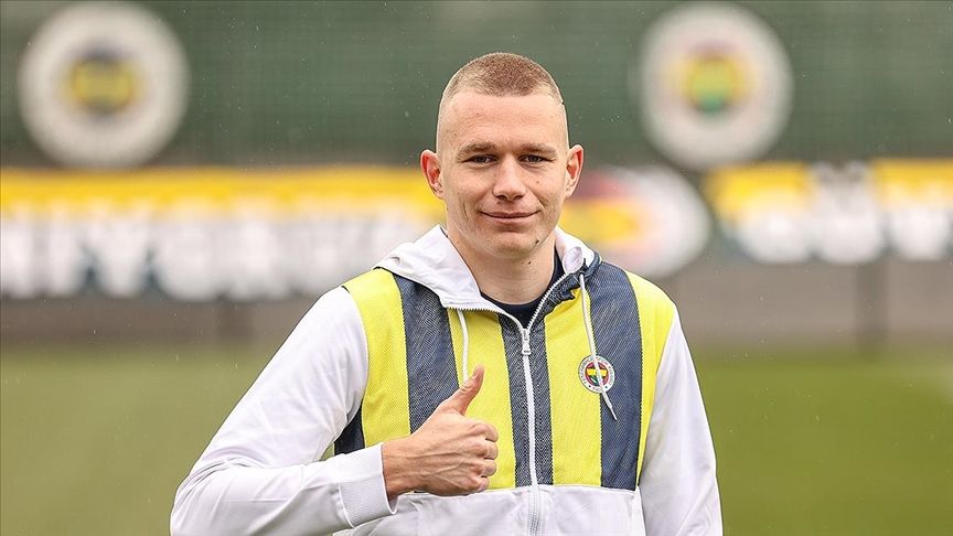 Fenerbahçe'de Attila Szalai'nin en az 15 milyon Euro'luk bir bonservisle satılması yüksek ihtimal 1