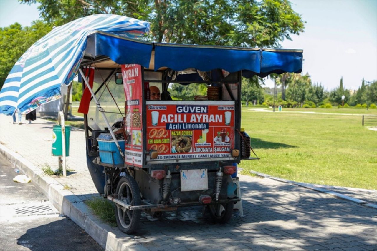 Adanalılar, kavurucu sıcaklıkla bu içeceği içerek baş ediyor! Tadına varan vazgeçemiyor! 5