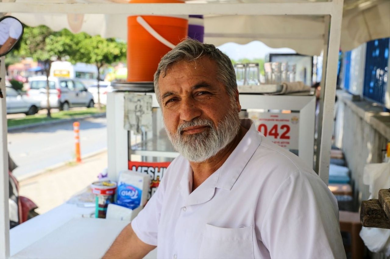 Adanalılar, kavurucu sıcaklıkla bu içeceği içerek baş ediyor! Tadına varan vazgeçemiyor! 4