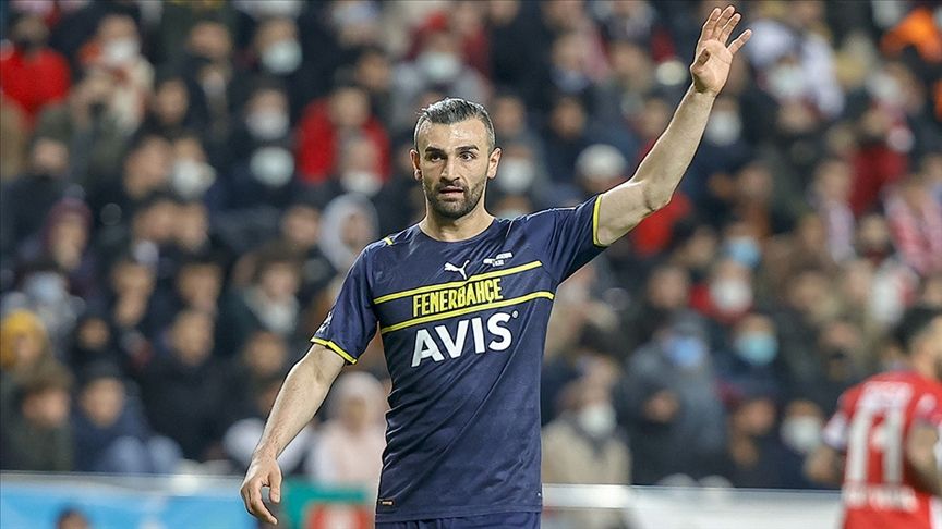 Fenerbahçe'de ayrılık rüzgarı! Serdar Dursun kendisine takım aramaya başladı 3