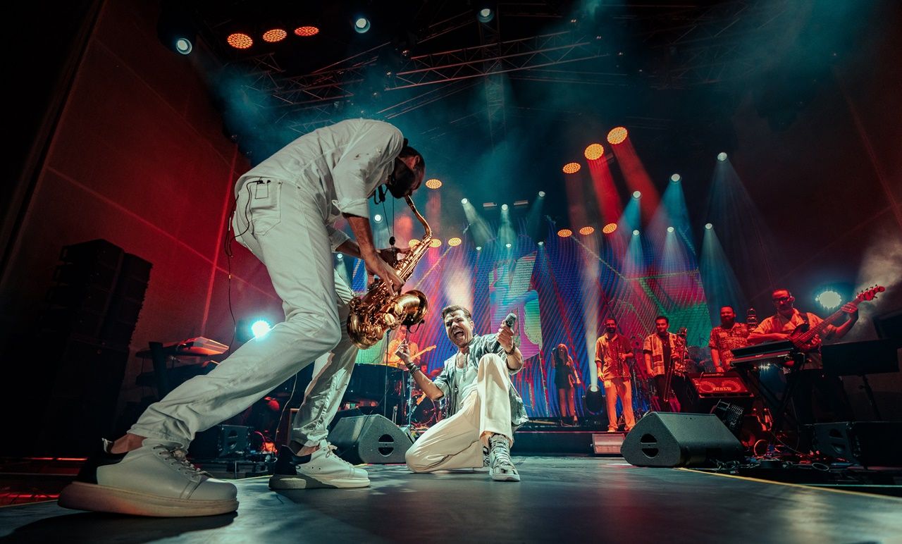 Kenan Doğulu, Bakü'de verdiği konserle Azeri sevenlerini coşturdu 1