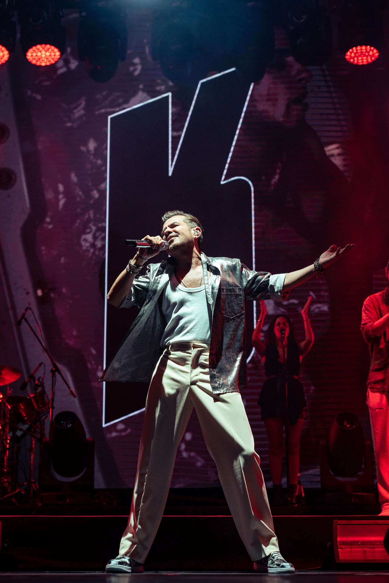 Kenan Doğulu, Bakü'de verdiği konserle Azeri sevenlerini coşturdu 2