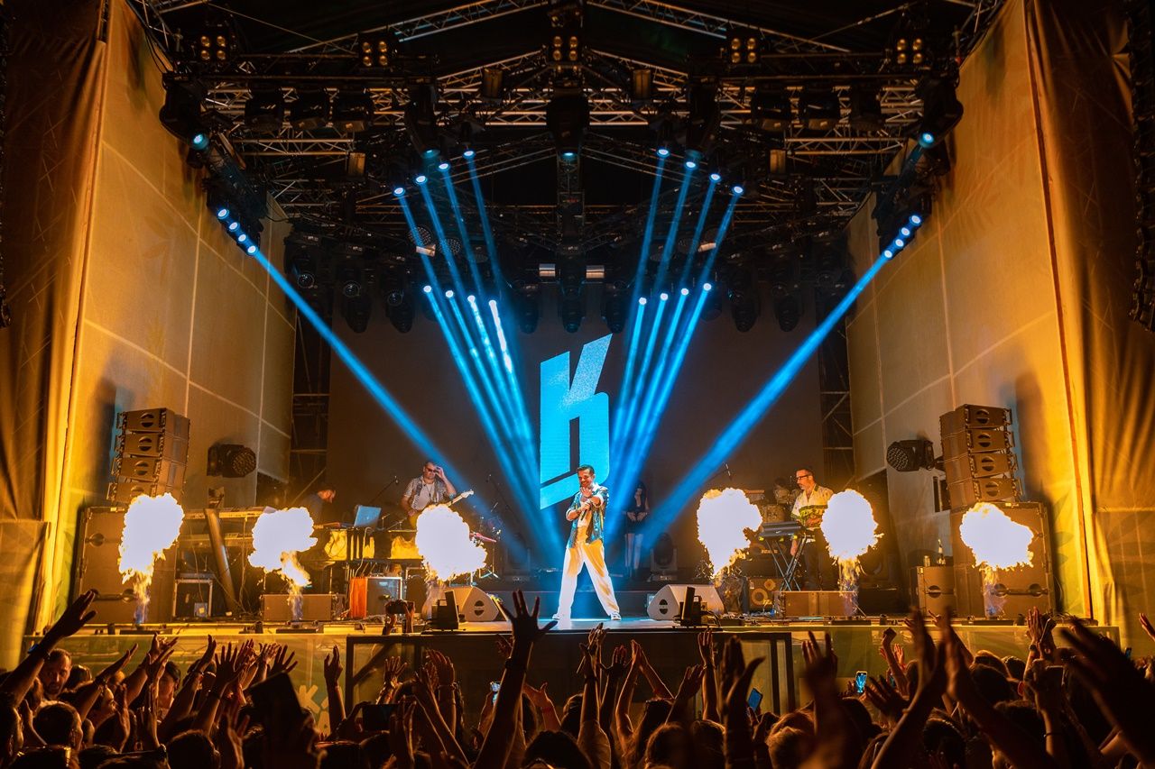 Kenan Doğulu, Bakü'de verdiği konserle Azeri sevenlerini coşturdu 4