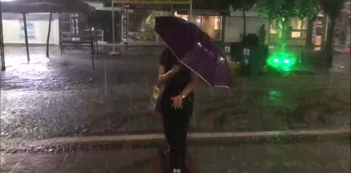 Edirne'de aniden bastıran yağmur hayatı felç etti 6