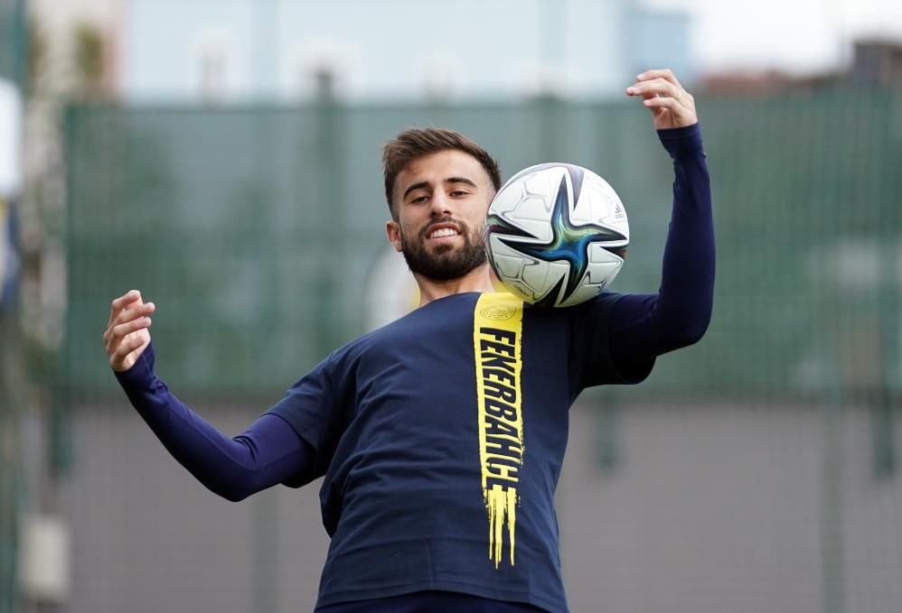 Fenerbahçeli futbolcu Diego Rossi, Brezilya ekibi Flamengo'ya gidecek iddiası 4