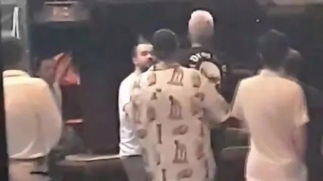 Milli voleybolcu Ebrar Karakurt, sözlü tacize uğradı! Kadıköy'de gergin anlar... 2